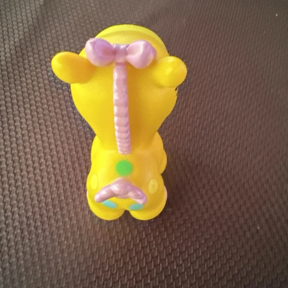 Giraffe 4